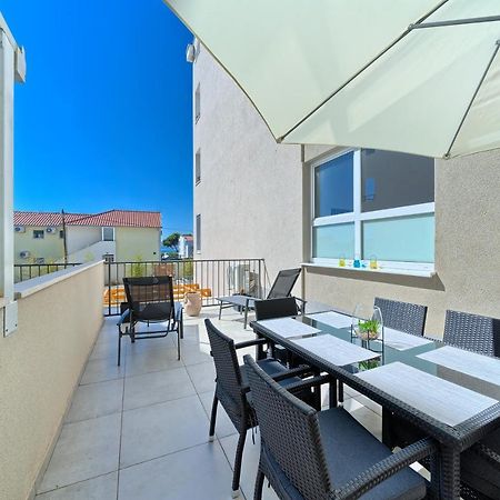 Terrace Apartment Danny Kaštela エクステリア 写真